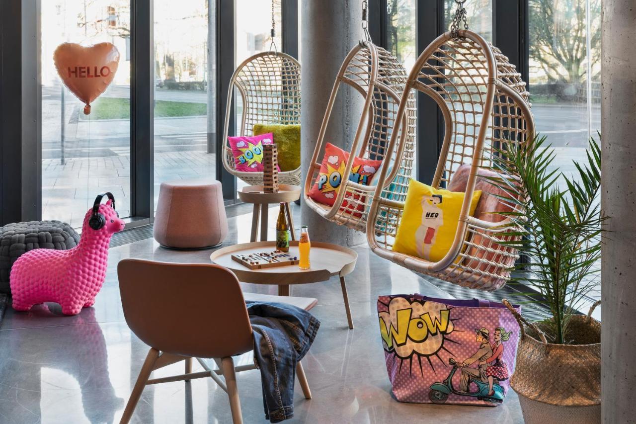 Moxy Szczecin City Экстерьер фото