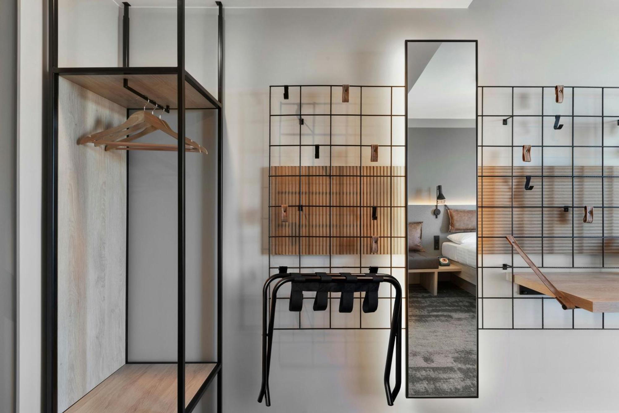 Moxy Szczecin City Экстерьер фото